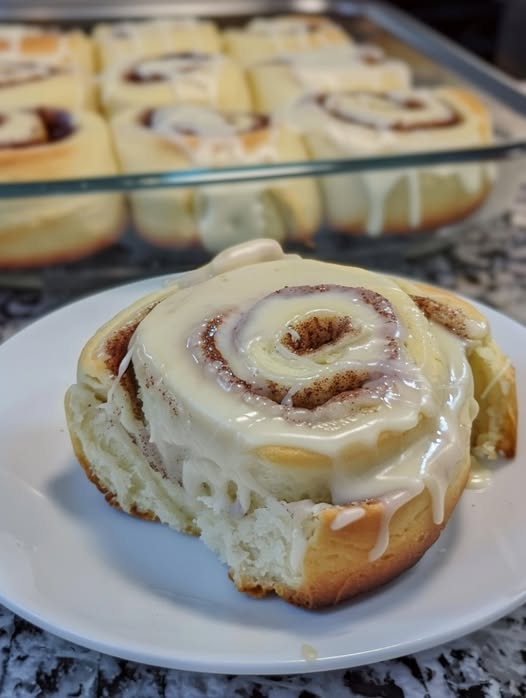 Keto Cinnamon Rolls