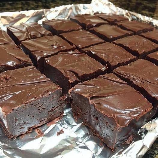 Vegan Chocolate Fudge Cake