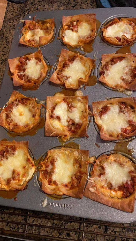 Keto Chicken Taco Wonton Cupcakes