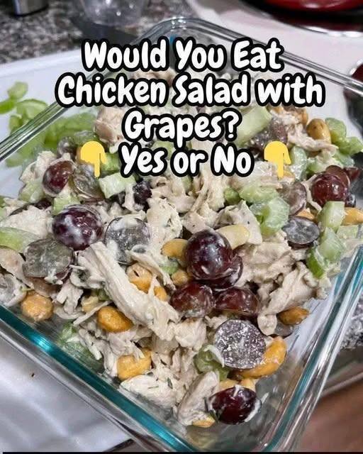 Keto Chicken Salad with Grapes (Low-Carb Version)