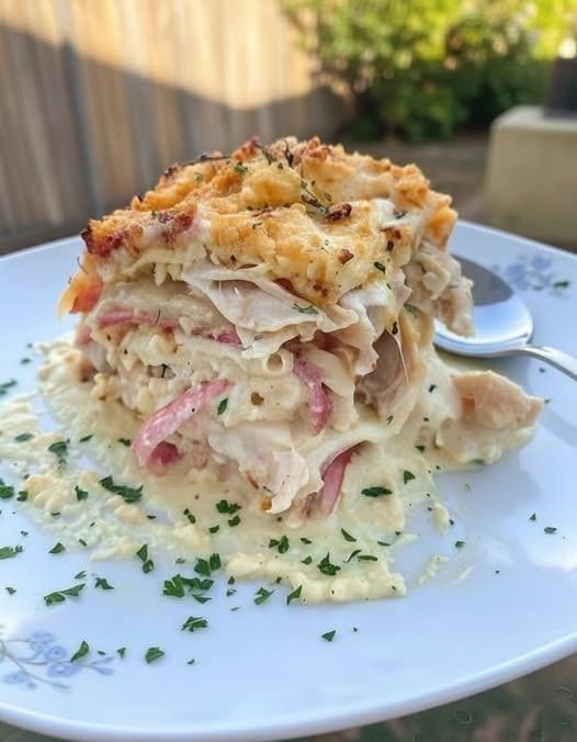 Keto Chicken Cordon Bleu Casserole