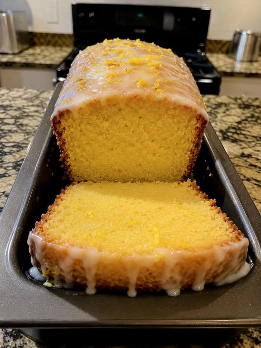 3-INGREDIENT WEIGHT WATCHERS LEMON CAKE