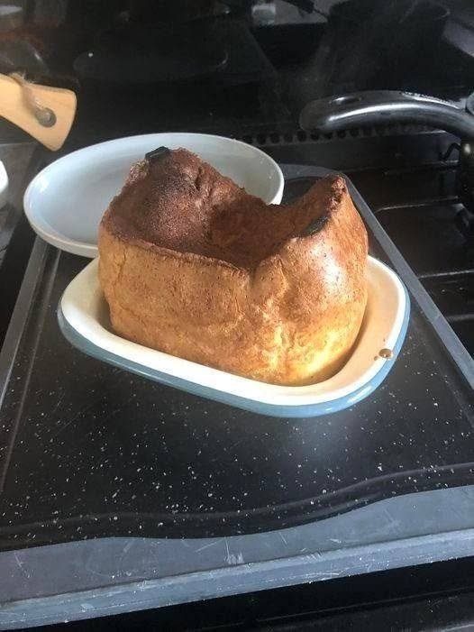 🥣🔥 Air Fryer Yorkshire Pudding (Golden, Puffy & Crispy Edges)