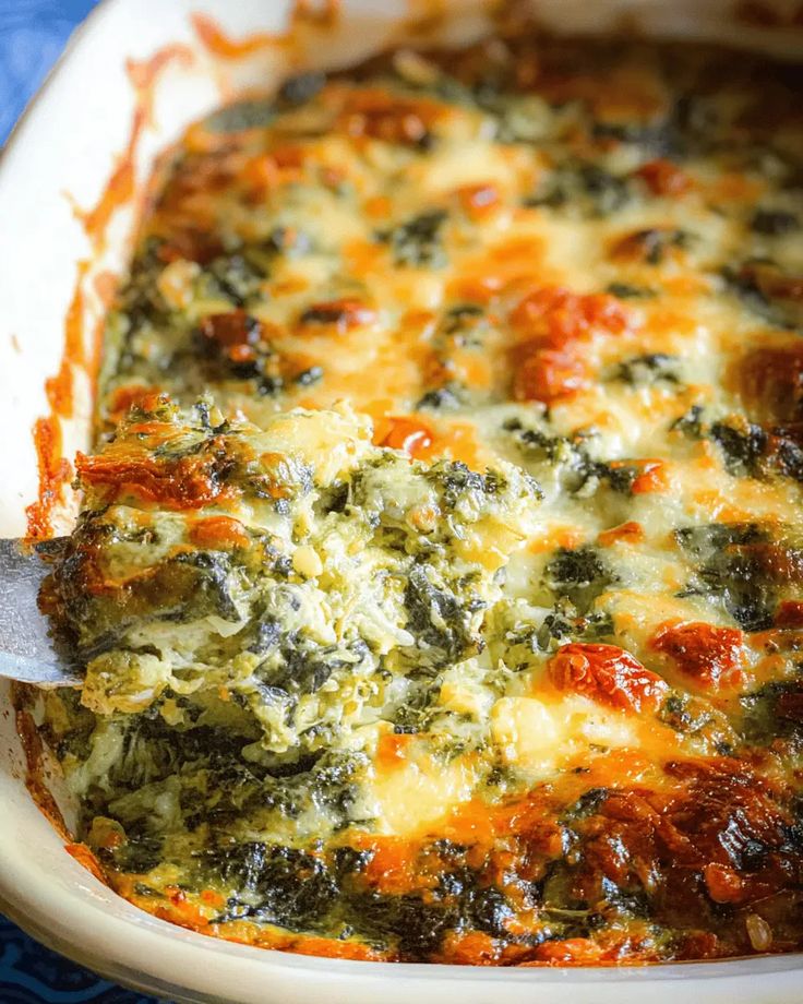 🧀 Keto Creamy Spinach & Cheese Bake (Low-Carb Comfort Casserole)