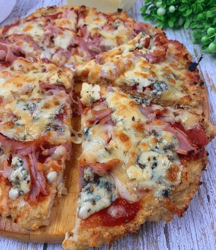 Keto Chicken Crust Pizza