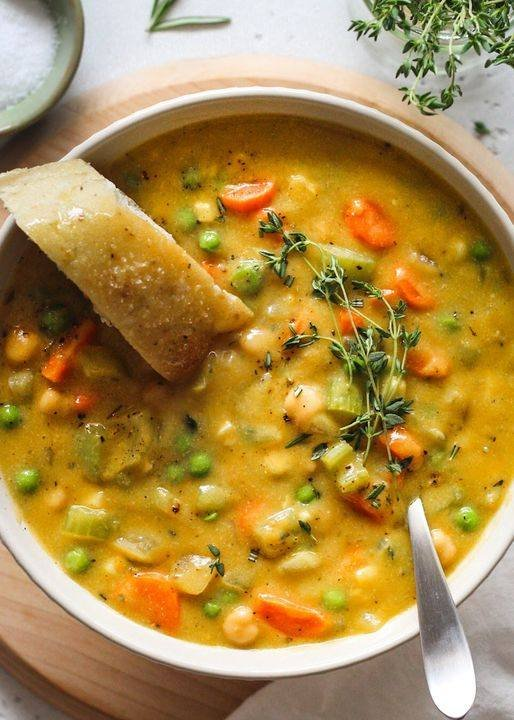 One-Pot Creamy Vegetable Soup