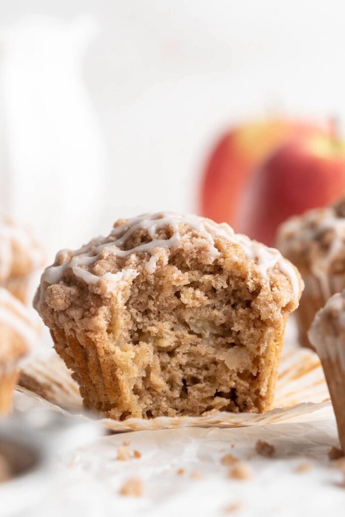 Vegan Baked Apples with Cinnamon Streusel Topping