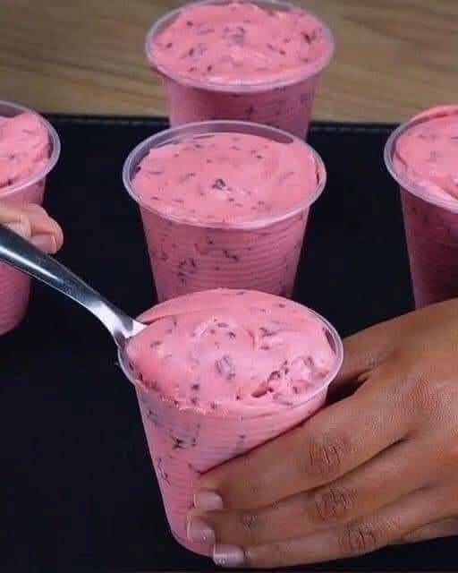 Strawberry Oreo Mousse Cups