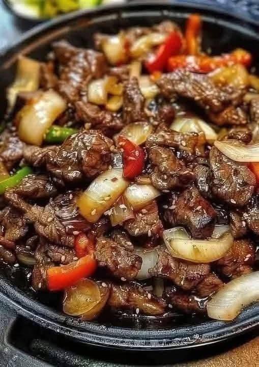 Low Carb Sizzling Chinese Pepper Steak with Onions