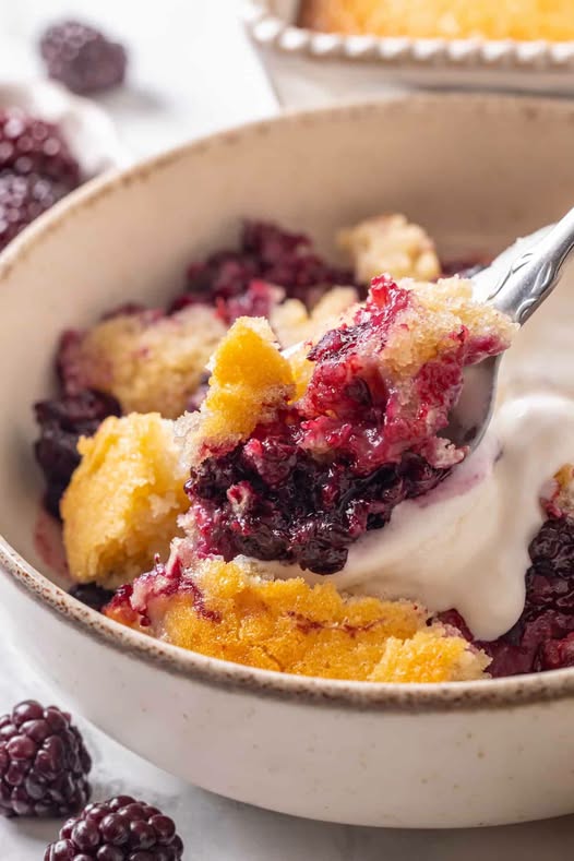 Vegan Blackberry Cobbler