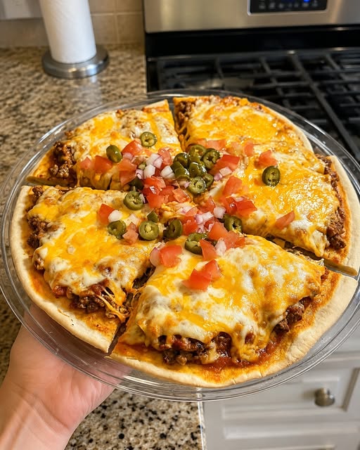 Taco Bell-Style Mexican Pizza WW-Friendly