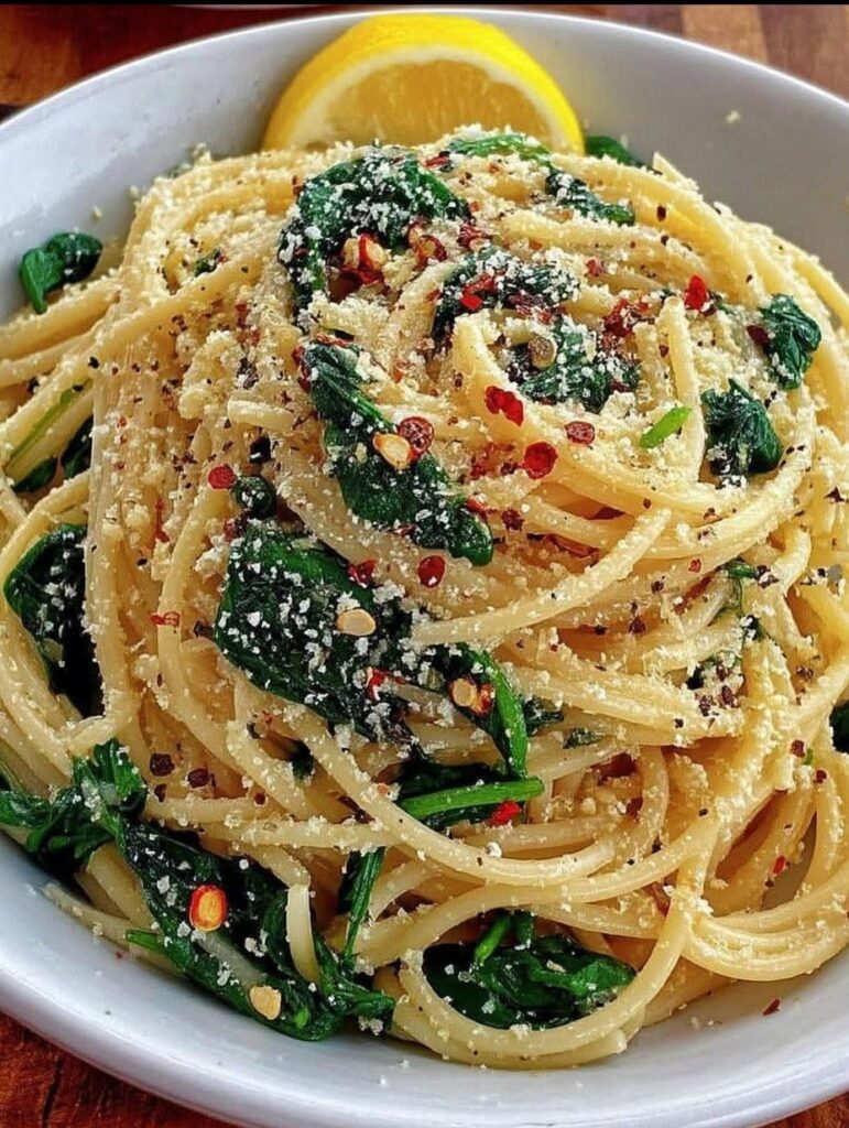 Vegan Spaghetti with Garlic & Spinach