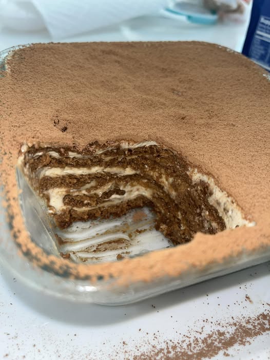 Vegan Tiramisu Using Biscoff Cookies