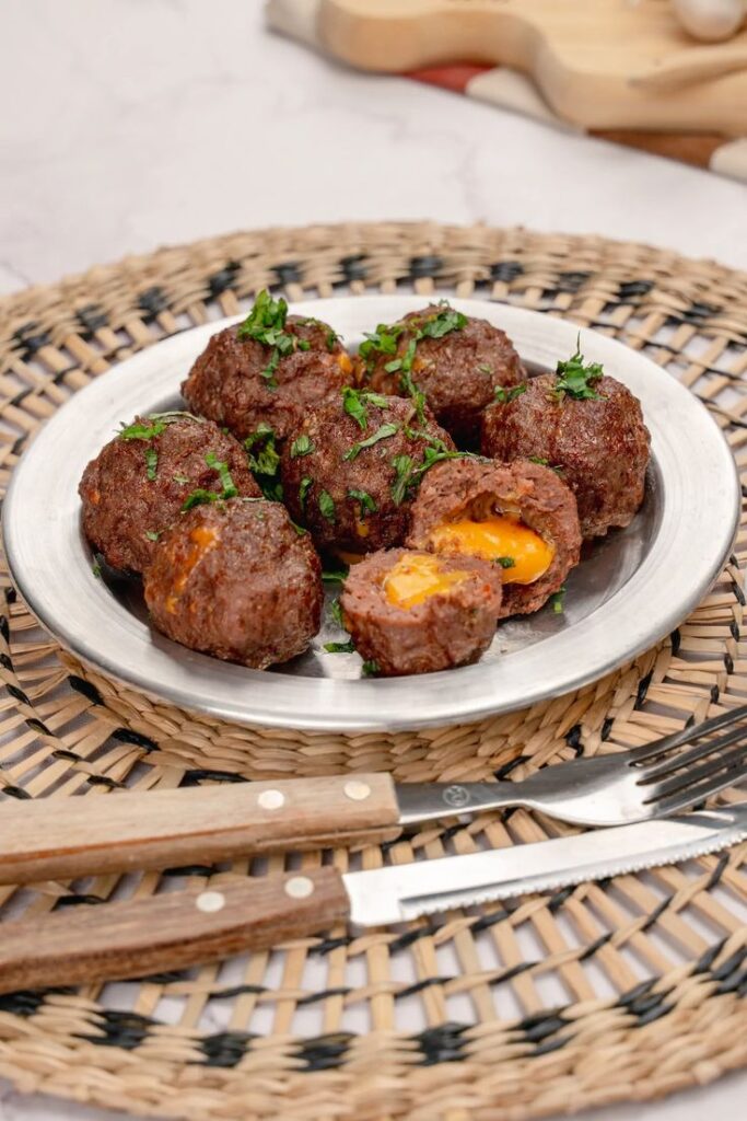 Keto Cheese-Stuffed Beef Bombs 🧀🥩