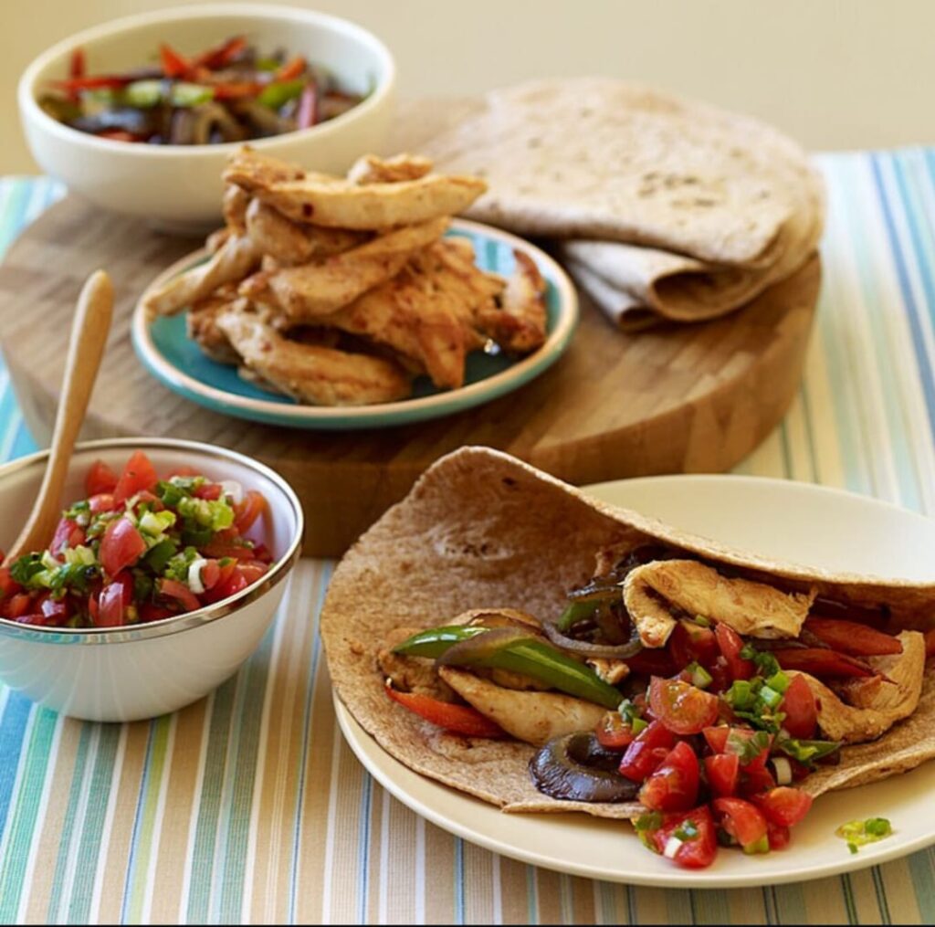 Weight Watchers-Style Chicken Fajitas (High Protein, Lower-Calorie)