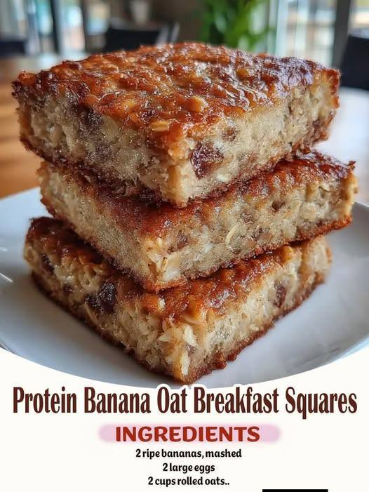 Protein Banana Oat Breakfast Squares (Weight Watchers Friendly)