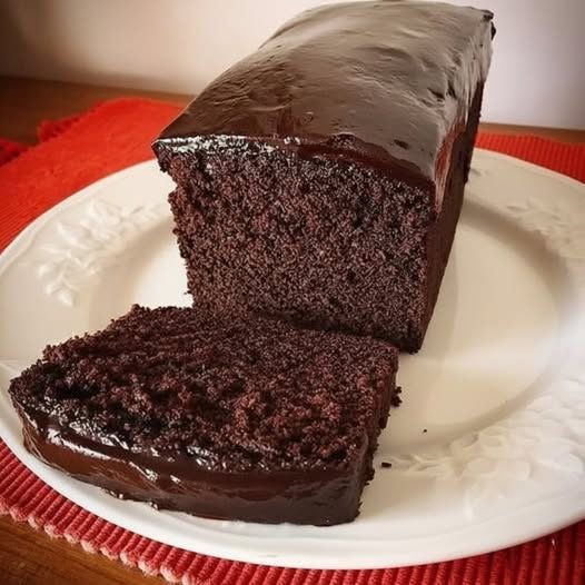 Dreamy Keto Cream Cheese Chocolate Pound