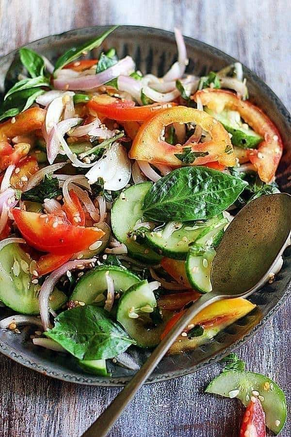 Tomato Basil Salad