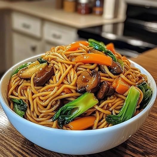 High-Protein Vegan Vegetable Lo Mein