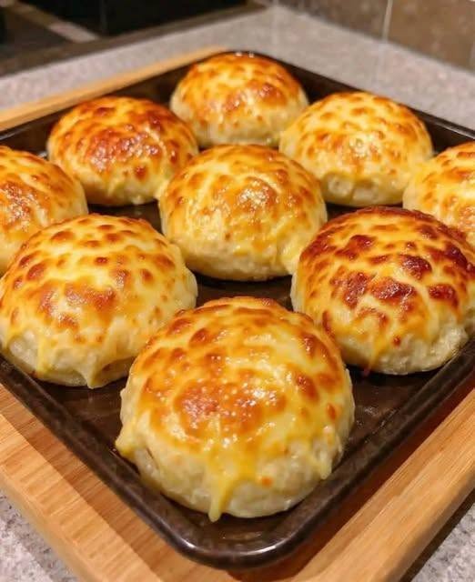 Weight Watchers Friendly Cheesy Baked Buns Recipe