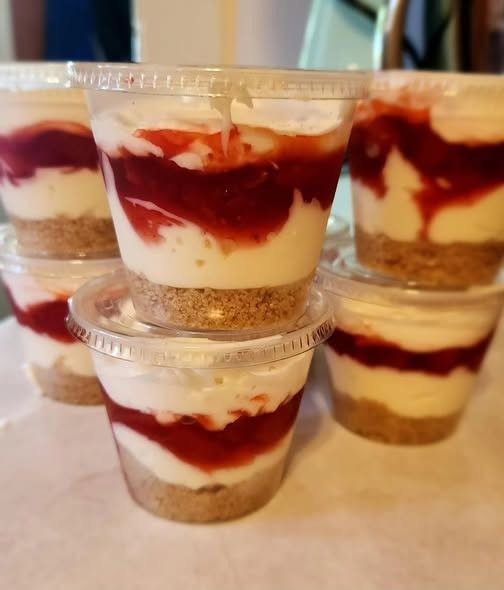 High-Protein Strawberry Cheesecake Jars (No-Bake, Creamy & Healthy)