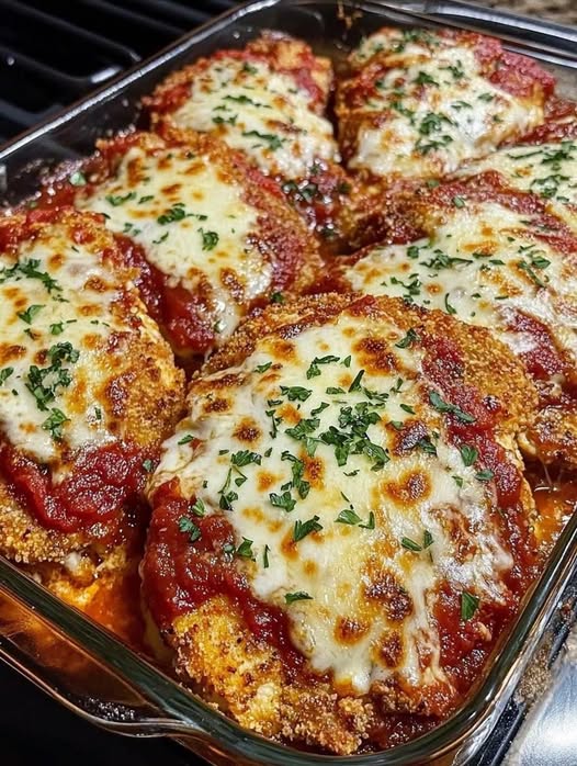 Keto Chicken Parmesan Casserole