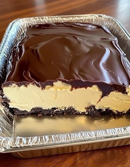 Chocolate Éclair Dessert (No-Bake, High-Protein & Low-Carb Version)