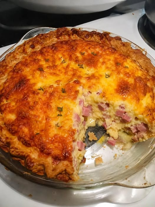 Ham & Swiss Quiche Pie