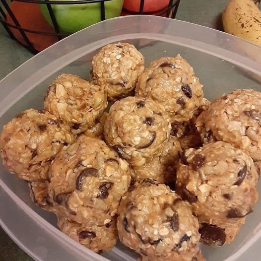 Energy Balls (WW, Keto, Low Carb, High Protein & No Bake)