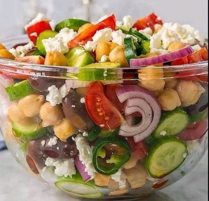 Loaded Greek Chickpea Salad (Vegan)