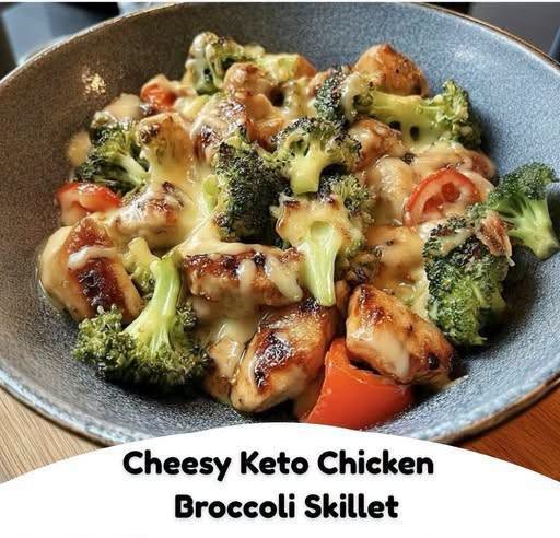 Keto Baked Potato Chicken and Broccoli Casserole