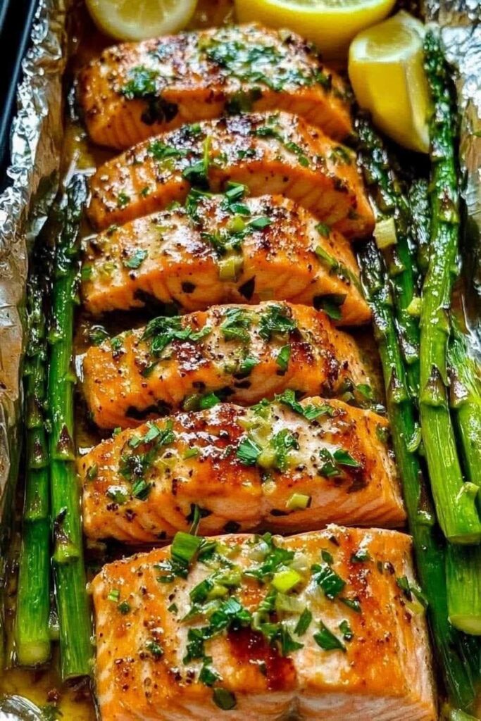 Tasty Baked Salmon in Foil with Asparagus
