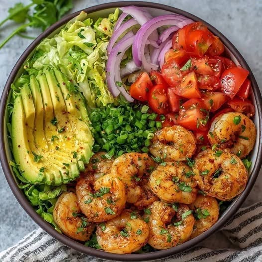 Spicy Shrimp & Creamy Avocado Power Bowl