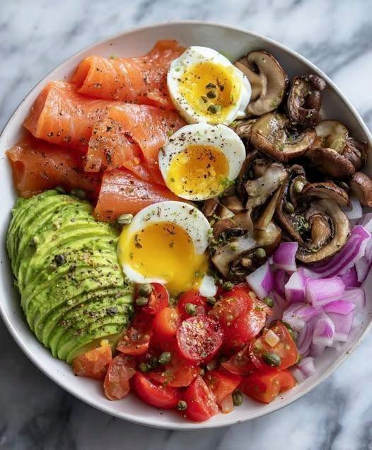 Smoked Salmon Glow-Up Bowl