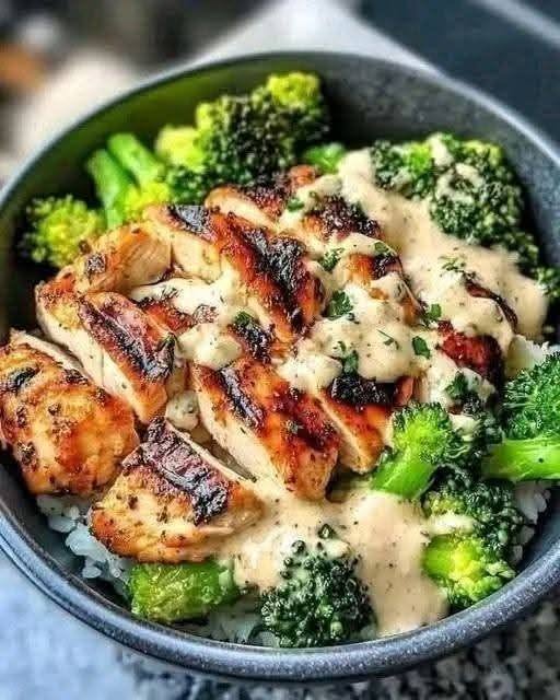 Grilled Chicken & Broccoli Bowls with Creamy Garlic Sauce