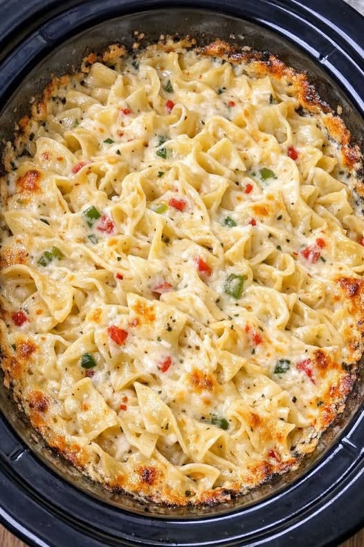 Creamy Cheesy Crockpot Pasta Bake