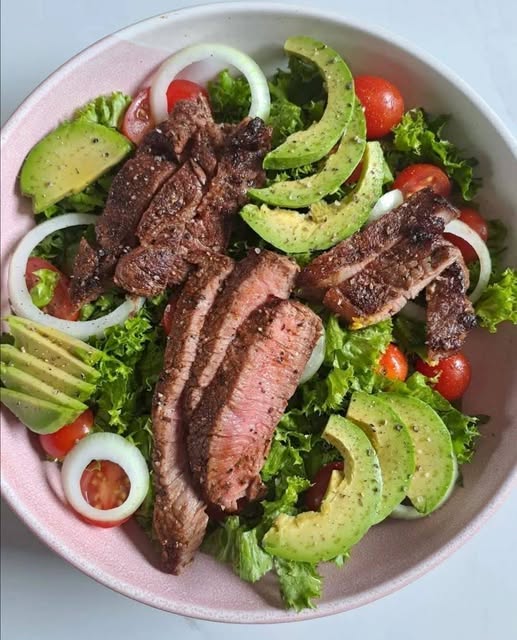 Steak and Avocado Salad