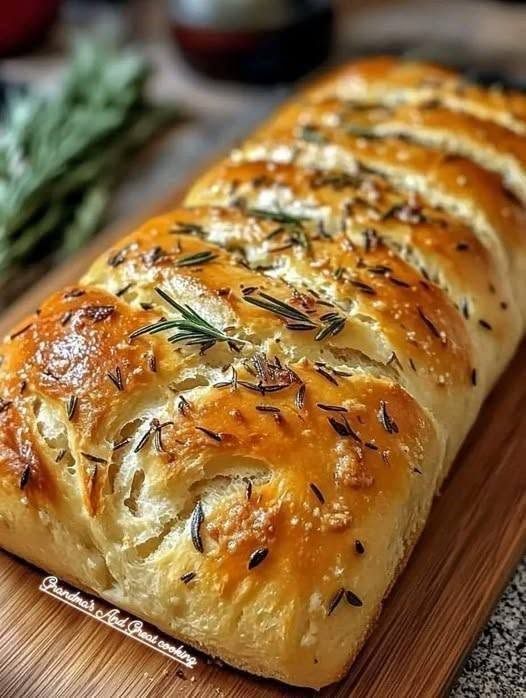 Homemade Rosemary and Garlic Bread