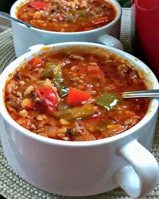 Hearty Stuffed Pepper Soup