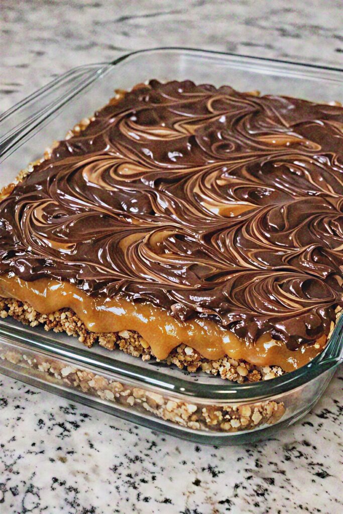 Chocolate Caramel Pretzel Bars