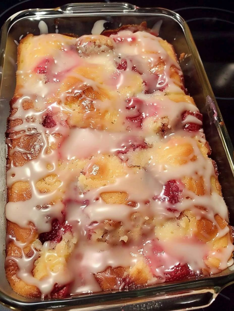 Keto Strawberry Cream Cheese Cobbler