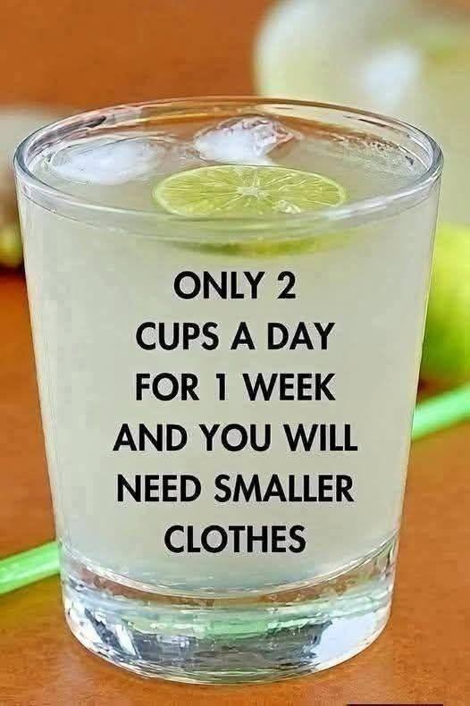 Lemon Cucumber Detox Drink with Ice
