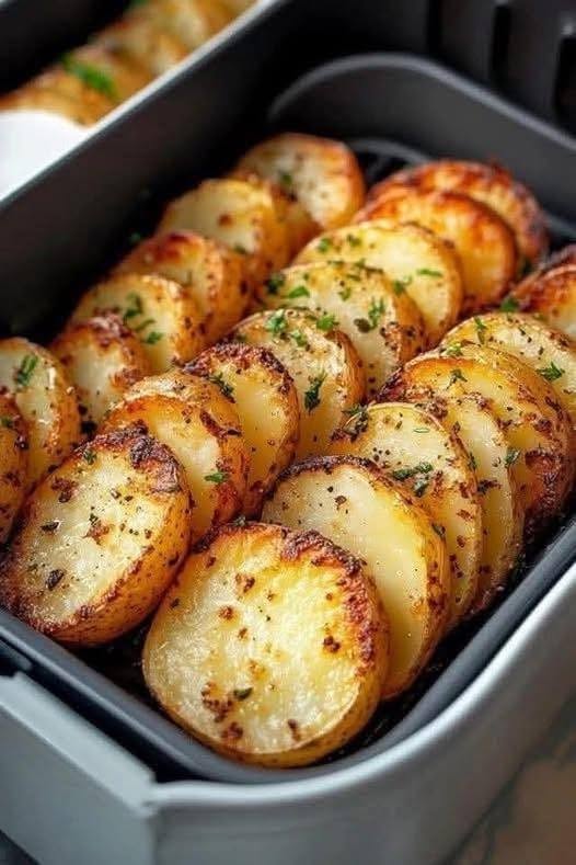 Crispy Thick Air Fryer Sliced Potatoes