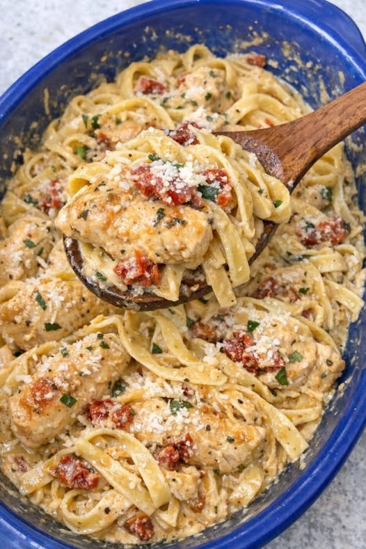 Oven Baked 5-Ingredient Marry Me Chicken Pasta