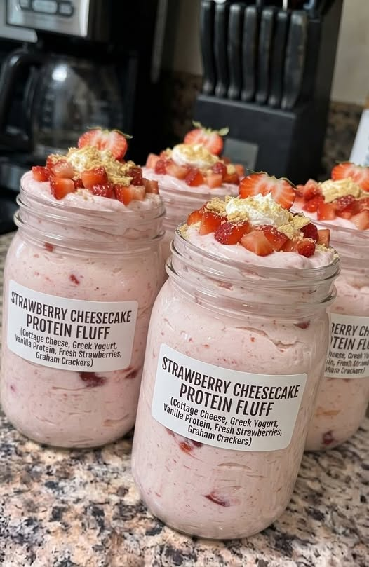 High-Protein Strawberry Cheesecake Bowl