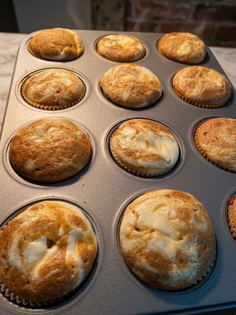 Pumpkin Spice Cream Cheese Muffins