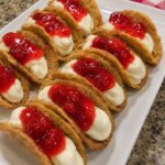 Mini Strawberry Cheesecake Tacos 🍓🌮😋